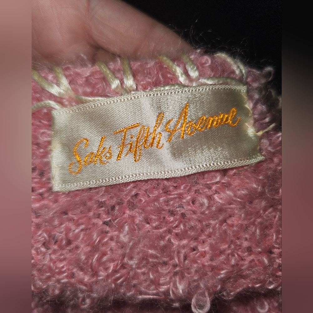 VINTAGE SAKS FIFTH AVENUE PINK SWEATER EMBELLISHED DETAIL NO SIZE CARDIGAN - Picture 10 of 14